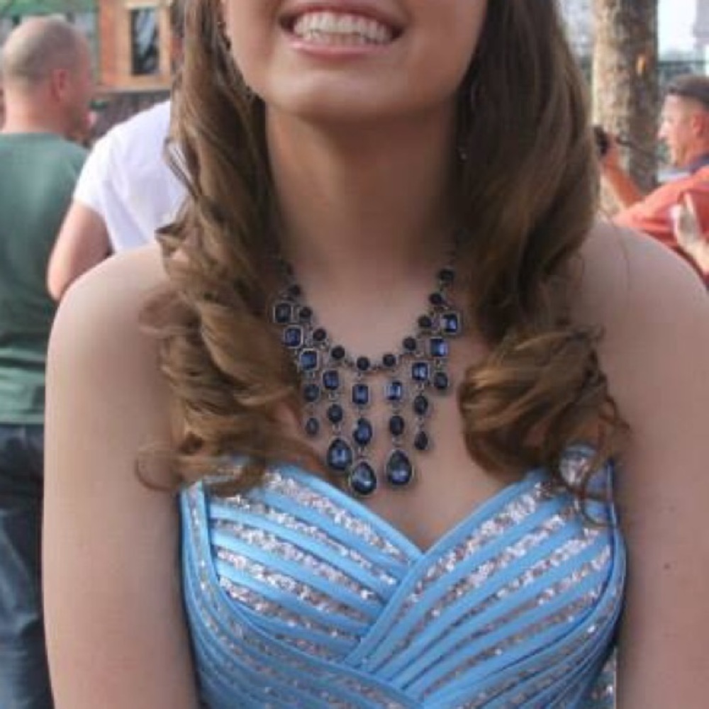 Jeweled necklace